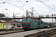 ВЛ82м-067 на станции Харьков-Пассажирский готовится к отправлению с поездом №134 Киев — Лисичанск