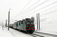 ВЛ82м-080 с грузовым поездом на перегоне Новая Бавария — разъезд 10 км перед заходом на разъезд