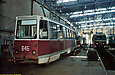 КТМ-5M3 #845 и Tatra-T3SU #945 в производственном корпусе Ленинского трамвайного депо