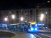 Stadler B85300M поворачивает с Павловской площади на Сергиевскую площадь