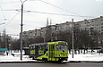 Tatra-T3SUCS #3008 27-го маршрута поворачивает с улицы Героев труда на проспект Тракторостроителей