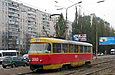 Tatra-T3SU #3060 27-го маршрута на улице Академика Павлова подъезжает к остановке "Ст.м. "Героев труда"