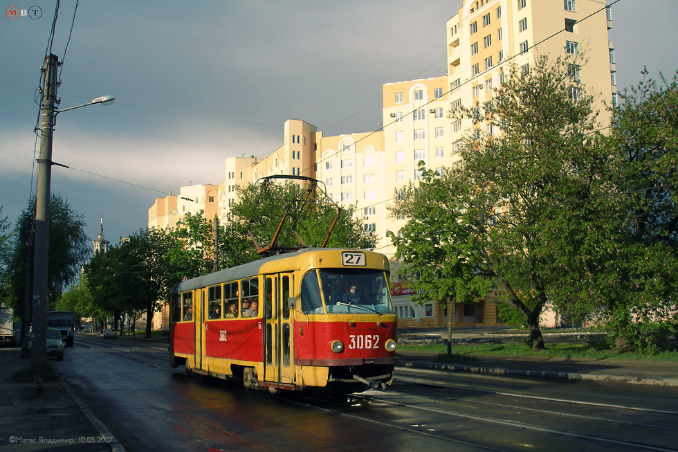 Tatra-T3SU #3062 27-го маршрута на улице Кирова в районе завода "Теплоавтомат"