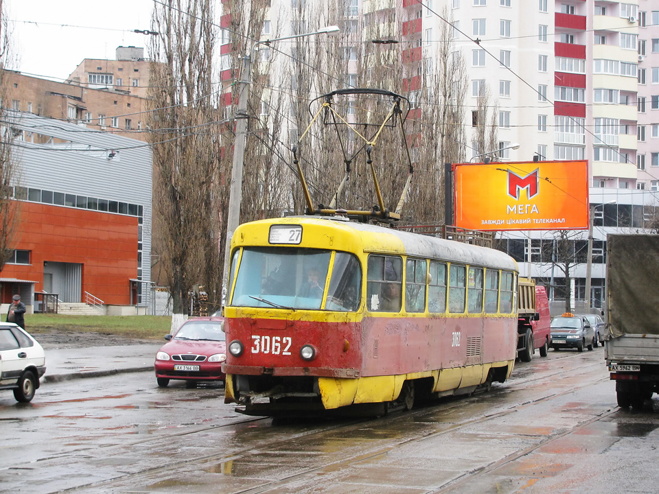 Tatra-T3SU #3062 27-го маршрута на улице Кирова перед пересечением с проспектом Гагарина