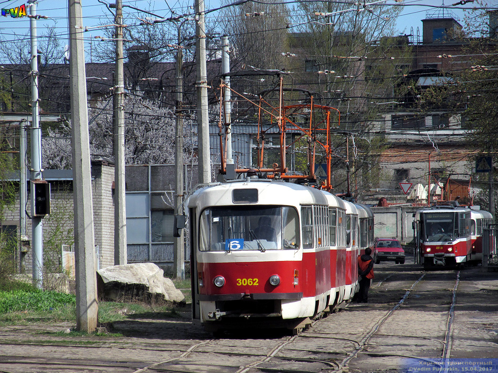 Tatra-T3SUCS #3062 на улице Смольной на территории трамвайного депо