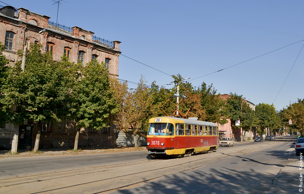 Tatra-T3SU #3070 20-го маршрута на улице Котлова