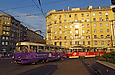 Tatra-T3SUCS #3078 7-го маршрута и T3-ВПСт #3098-3099 3-го маршрута на улице Евгения Котляра на въезде на РК "Южный вокзал"