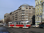Tatra-T3SUCS #3078 7-го маршрута выезжает на улицу Котляра с конечной станции "Южный вокзал"