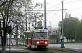 Tatra-T3SU #3085 20-го маршрута на улице Клочковской отправляется от остановки "Улица Котельниковская"