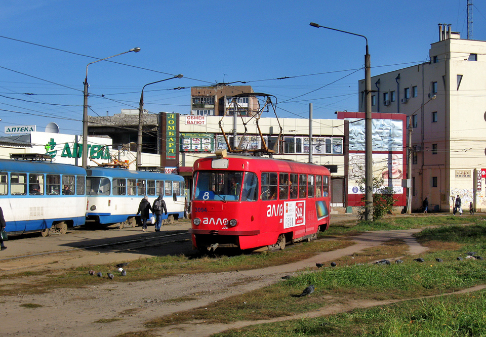 Tatra-T3SU #3094 8-го маршрута на конечной станции "602 микрорайон"