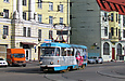 Tatra-T3SUCS #7240 5-го маршрута на улице Евегения Котляра поворачивает на конечную станцию "Южный вокзал"
