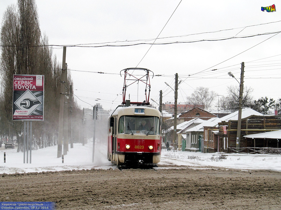 Tatra-T3M #8023 8-го маршрута на улице Академика Павлова возле улицы Семиградской