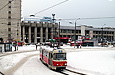 Tatra-T3M #8102 5-го маршрута разворачивается на конечной станции "Южный вокзал"