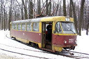 Tatra-T3SU #227 7-го маршрута на конечной станции "Лесопарк"