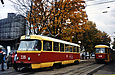 Tatra-T3SU #239 2-го маршрута и #557-558 27-го маршрута на площади Восстания возле Конного рынка
