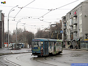 Tatra-T3SU #317 12-го маршрута поворачивает с улицы Тринклера на улицу Маяковского