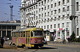 Tatra-T3SU #371 13-го маршрута выезжает с конечной станции "Южный вокзал"