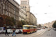 Tatra-T3SU #391-392 7-го маршрута на площади Советской Украины (сейчас площадь Конституции) перед поворотом на площадь Розы Люксембург