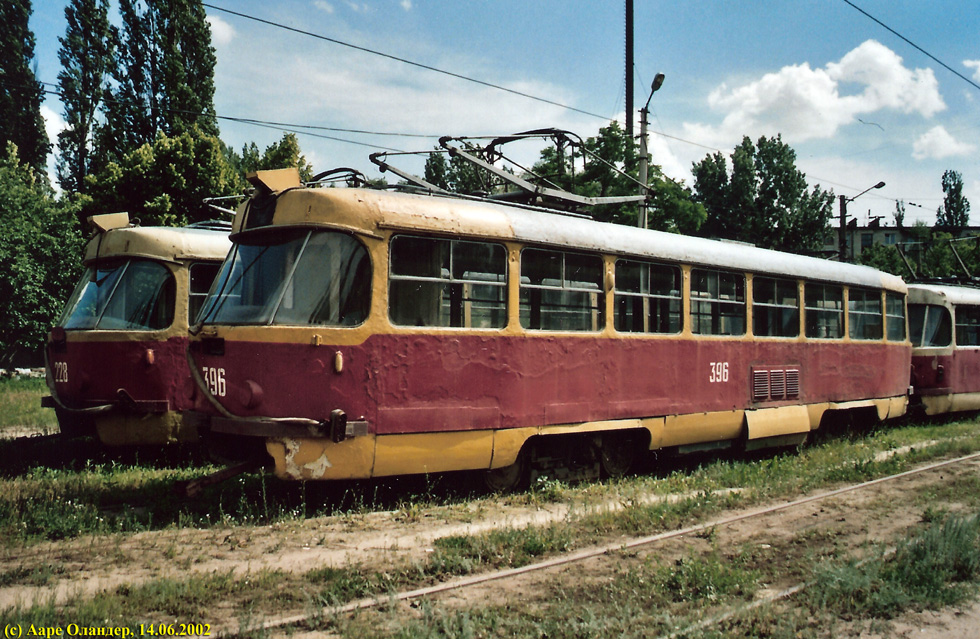 Tatra-T3SU #396 в открытом парке Октябрьского трамвайного депо