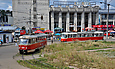 Tatra-T3SU #424 и Tatra-T3M #8023 20-го маршрута на конечной станции "Южный вокзал"