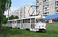 Tatra-T3SU #517-518 23-го маршрута на проспекте Тракторостроителей подъезжает к остановке "Улица Блюхера"