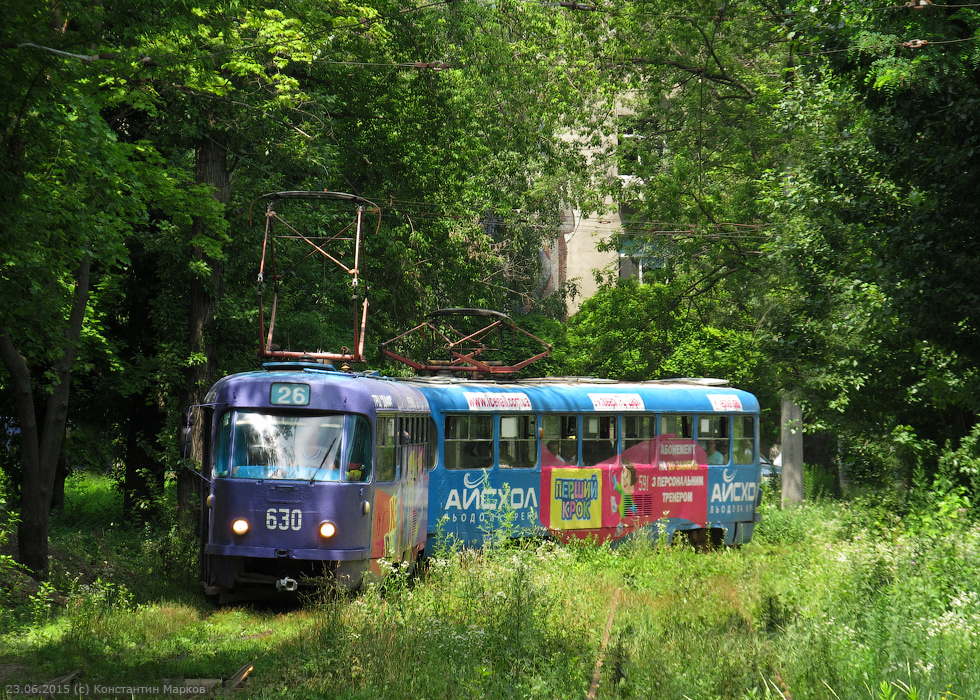Tatra-T3SU #630-591 26-го маршрута на конечной станции "Журавлевский гидропарк"