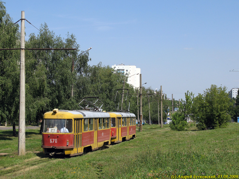 Tatra-T3SU #654-670 23-го маршрута на проспекте Тракторостроителей между улицами Блюхера и Героев Труда