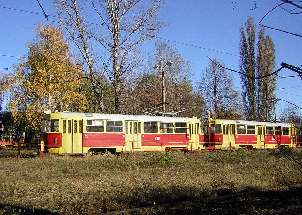Tatra-T3SU #679-680 23-го маршрута на конечной станции "Льва Толстого"