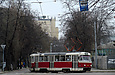 Tatra-T3SUCS/Т3-ВПСт #705-706 26-го маршрута поворачивает с улицы Мироносицкой на улицу Веснина