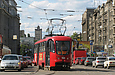T3-ВПА #4110 5-го маршрута поворачивает с Красноармейской улицы на улицу Полтавский шлях