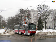 Tatra-T6A5 #4520 6-го маршрута поворачивает с улицы Кошкина на улицу Плехановскую