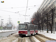 Tatra-T6A5 #4520 6-го маршрута поворачивает на улицу Плехановскую с улицы Кошкина