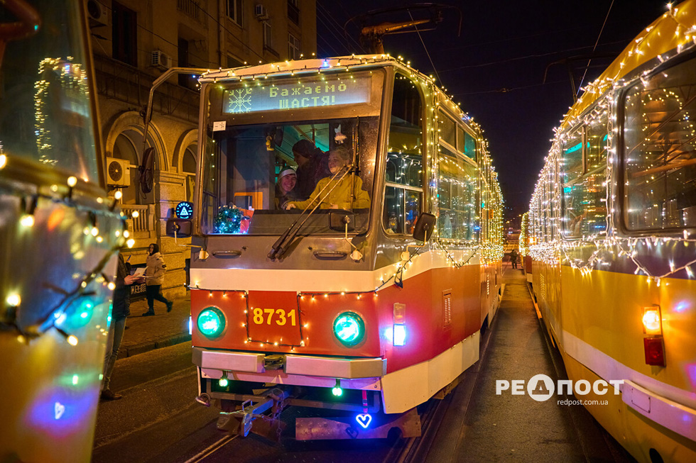 Tatra-T6A5 #8731 на проспекте Героев Харькова в районе площади Конституции