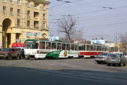 Tatra-T65B #1555-1556 на улице Короленко, поворачивает с улицы Пушкинской на площадь Конституции