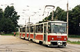 Tatra-T6B5 #1569-1570 5-го маршрута на перекрестке улиц Плехановской и Молодой Гвардии