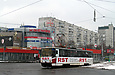 Tatra-T6B5 #4527 16-го маршрута поворачивает с улицы Академика Павлова на улицу Героев труда