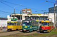 Tatra-T6B5 #4534 8-го маршрута, Tatra-T3SU #334 6-го маршрута и Tatra-T3SU #661-662 26-го маршрута на конечной станции "602 микрорайон"