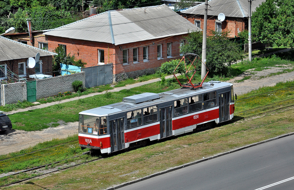 Tatra-T6B5 #4554 8-го маршрута на улице Академика Павлова перед поворотом в Салтовский переулок