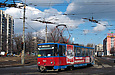 Tatra-T6B5 #4563 5-го маршрута поворачивает с улицы Морозова на проспект Героев Сталинграда