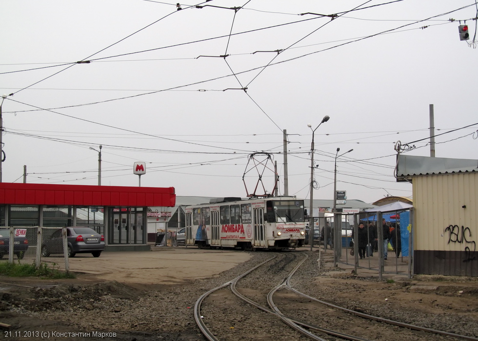 Tatra-T6B5 #4563 маршрута 16-Г на улице Героев Труда возле одноименной станции метро