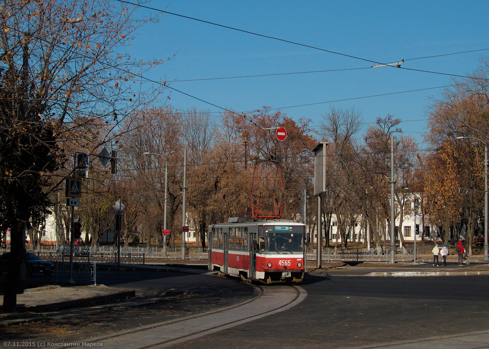Tatra-T6B5 #4565 маршрута 16-А на перекрестке Московского проспекта и улицы Кошкина