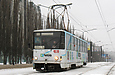 Tatra-T6B5 #4570 5-го маршрута на улице Академика Павлова подъезжает к станции метро "Героев труда"