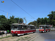 Tatra-T6B5 #4570 и Tatra-T6A5 #4532 на улице Мироносицкой возле площади 1-го Мая