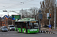 Богдан-Т70117 #2602 35-го маршрута на Юбилейном проспекте на повороте на улицу Гвардейцев Широнинцев
