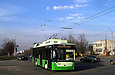Богдан-Т70117 #2602 35-го маршрута на проспекте Льва Ландау пересекает Салтовское шоссе