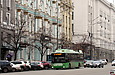 Богдан-Т70117 #2613 11-го маршрута на площади Конституции