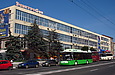 Богдан-Т70117 #2614 3-го маршрута на улице Вернадского возле станции метро "Проспект Гагарина"