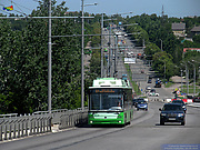 Богдан-Т70117 #2619 19-го маршрута на проспекте Льва Ландау следует по Коммунальному путепроводу