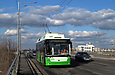 Богдан-Т70117 #2641 47-го маршрута на проспекте Льва Ландау следует по Коммунальному путепроводу