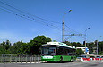 Богдан-Т70117 #2641 31-го маршрута на проспекте Льва Ландау поднимается на Коммунальный путепровод